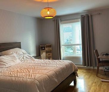 Grand Condo 4 1/2 a louer disponible maintenant - Photo 3