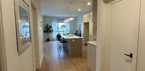 Grand 4-1/2 plus bureau situé à Mirabel - Photo 2