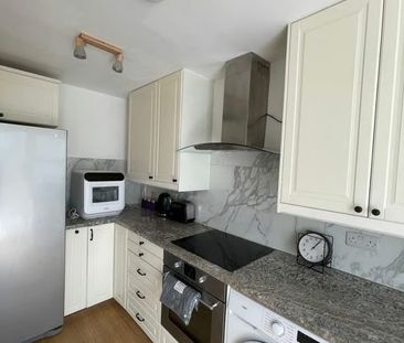 1 Bed Flat, Pinner Road, HA2 - Photo 3