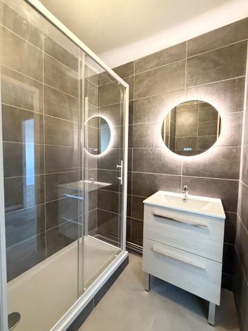 Location Appartement 2 pièces 33m² - Photo 2