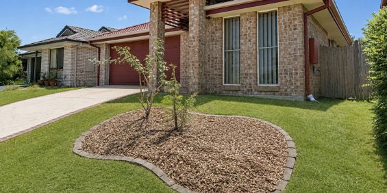 Modern Family Living in a Convenient Location - Photo 3