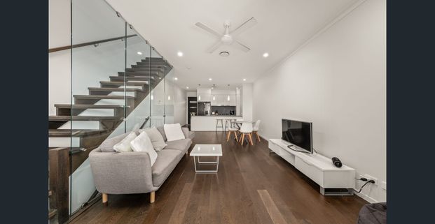 Space, Style & Location – Rare 191m² - Photo 1