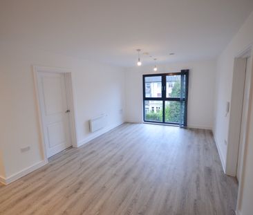2 bedroom apartment to rent - Photo 4