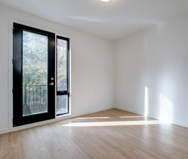 For Lease - 506 Scarborough Road Unit# Main Floor, Toronto, Ontario - Photo 1