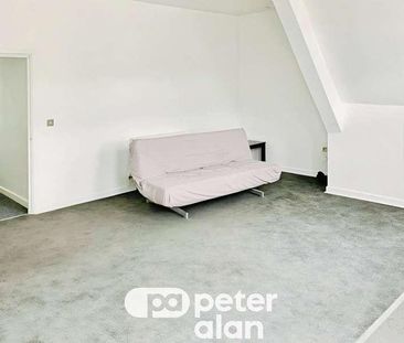 High Street, CF47 - Photo 5