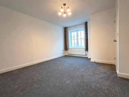 2 bedroom semi-detached house to rent - Photo 4