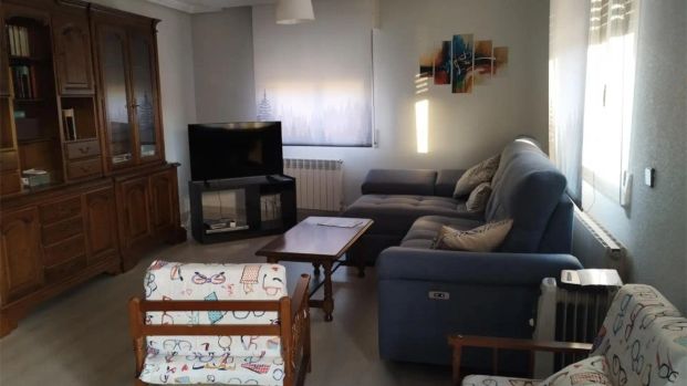 Piso de alquiler en Calle Ollerías, 3, Torrecilla En Cameros - Photo 1