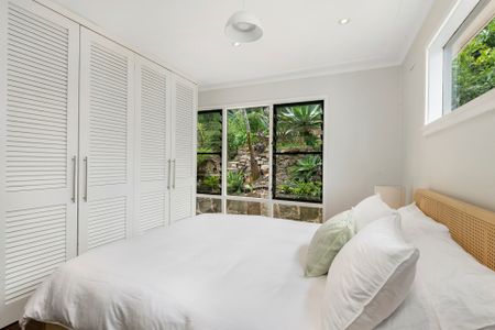 Furnished family home with views across Pittwater - Photo 5