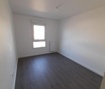 Location Appartement 3 pièces 61m² AMIENS 80000 - Photo 3