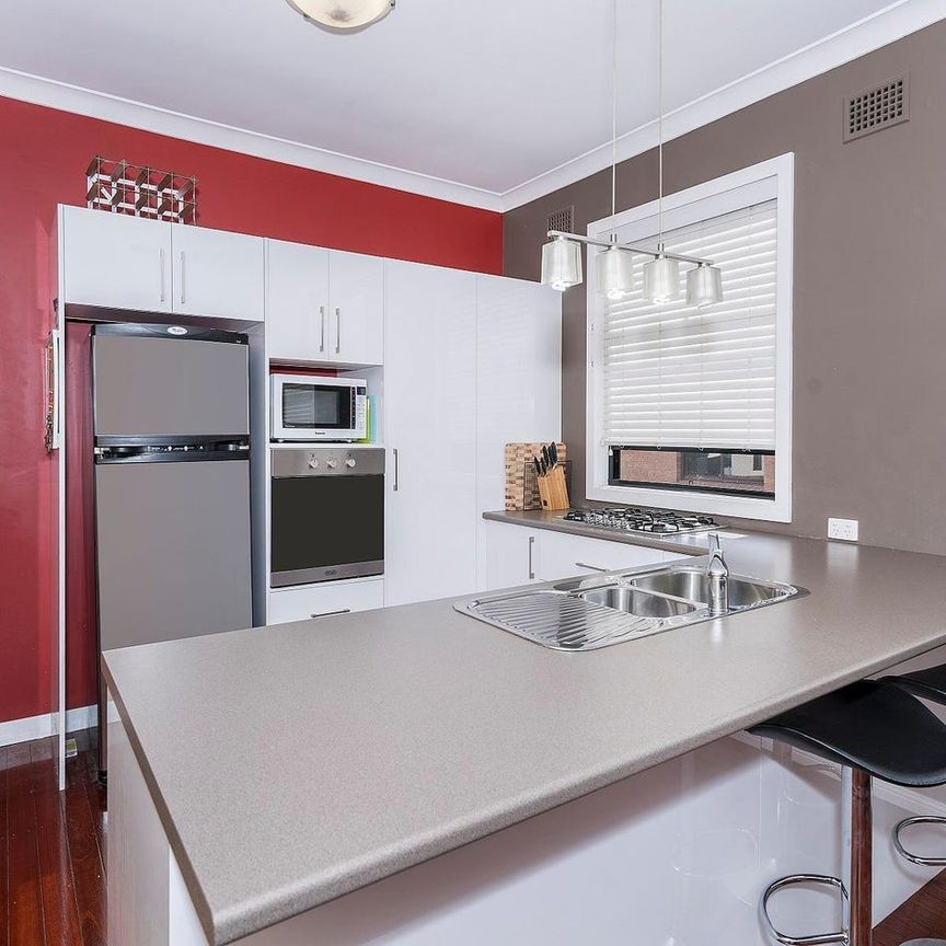 Modern Family Home - Photo 1