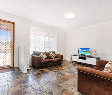 Spacious Family Living in a Convenient Location - Photo 3