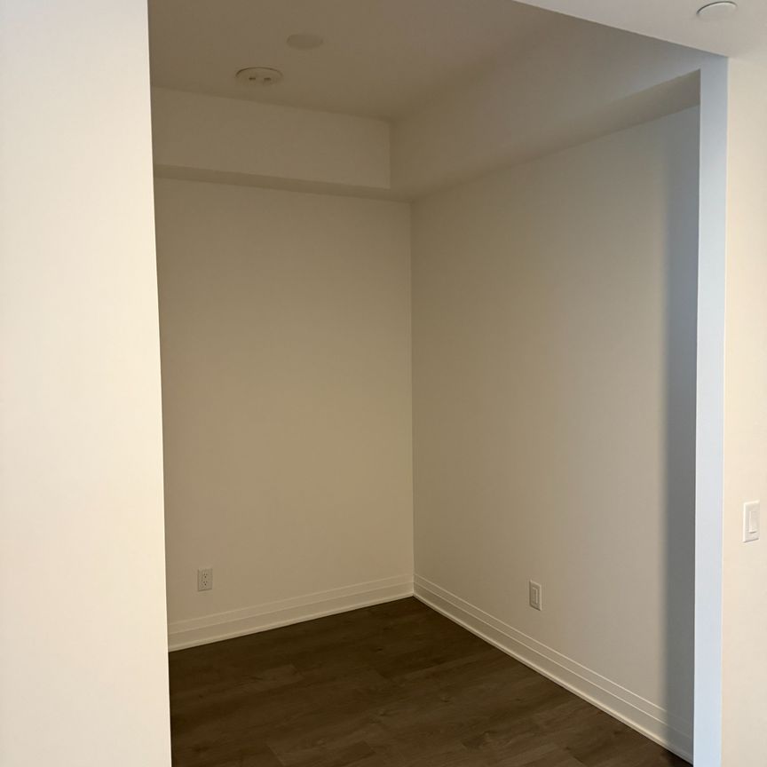 For Lease - 4015 The Exchange N/A Unit# 4009, Mississauga, Ontario - Photo 1