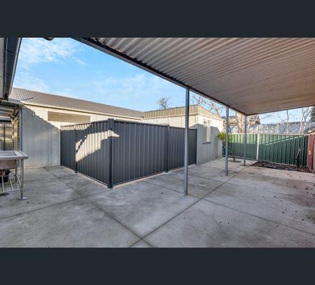 1/9 Zinnia Street, Reservoir, Vic 3073 - Photo 5