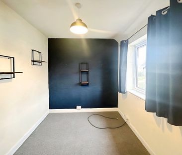 Three-Bedrooms Semi-Detached House - Photo 6