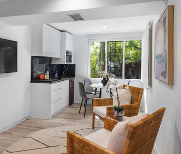 4 Carlow Crescent, Killarney Heights NSW 2087 - House For Rent | Do... - Photo 3