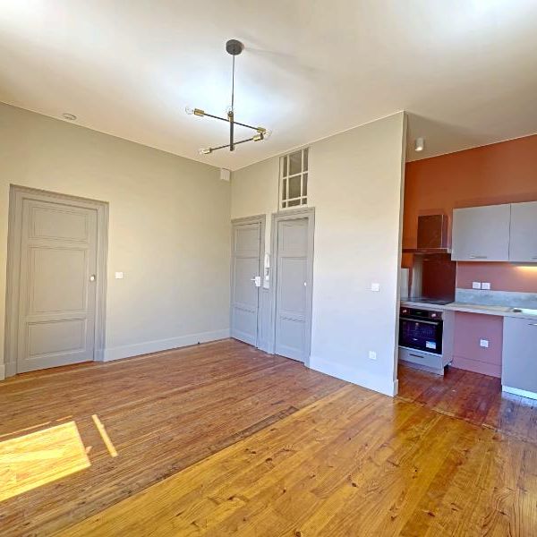 Location Appartement 2 pièces 40m² - Photo 1