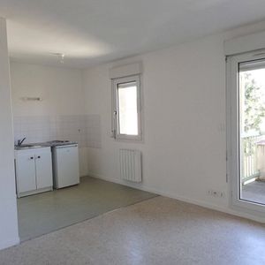 Location appartement 1 pièce 32.41 m² à Bourg-en-Bresse (01000) BEL AIR - Photo 2