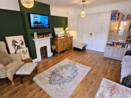 4 Bedroom Semi-Detached House For Rent - Photo 2