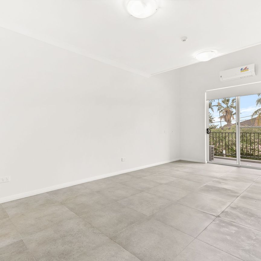 Modern Airy Studio Apartments In The Hub Of Summer Hill - Photo 1