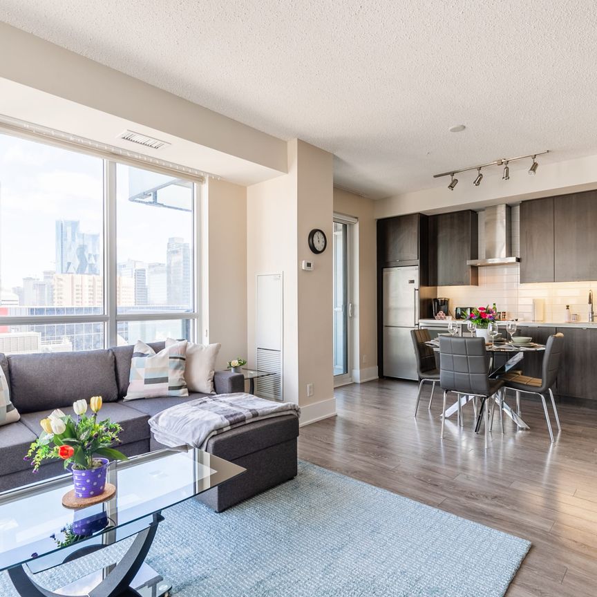 Luxury 1BR Condo - King Bed - Stunning City Views! - Can be rented from November 1, 2023 to March 1, 2024 - Photo 1
