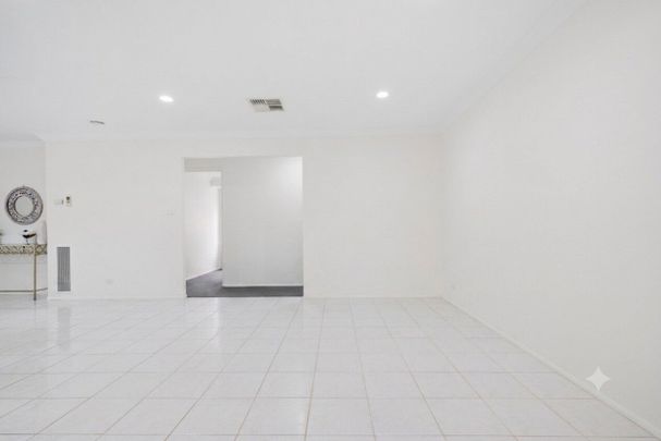 Hillside - Photo 1