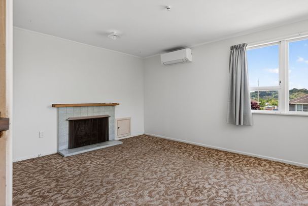 Two Bedroom House For Rent! - Photo 1