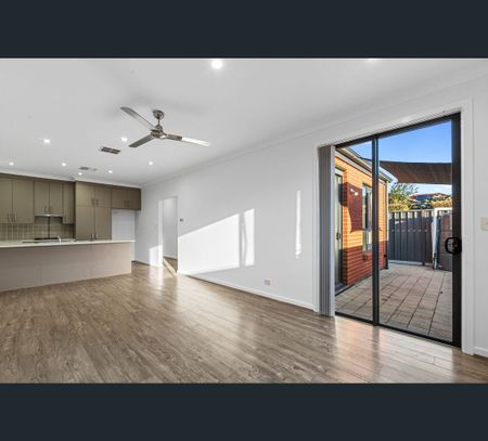 1/26-28 William Street, Prospect, SA 5082 - Photo 2
