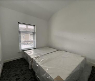 66 Kilburn Street, Belfast, BT12 6JT - Photo 6