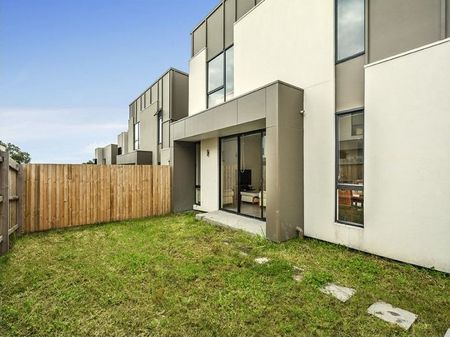 7 Berry Yung Avenue, Burwood - Photo 3