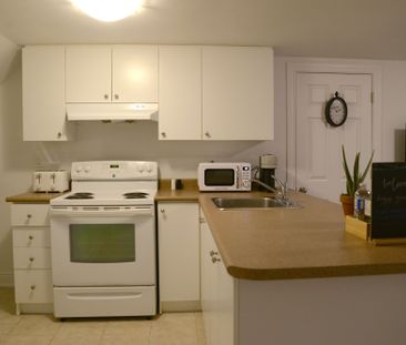 For Lease - 84 Cartier Crescent, Richmond Hill, Ontario - Photo 1