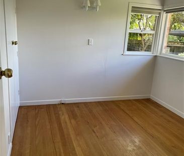 FRESHLY RENOVATED - 2 BEDROOMS - KOHI - Photo 3