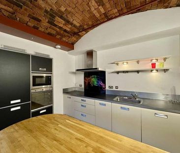 The Melting Point, Firth Street, Huddersfield, HD1 - Photo 6