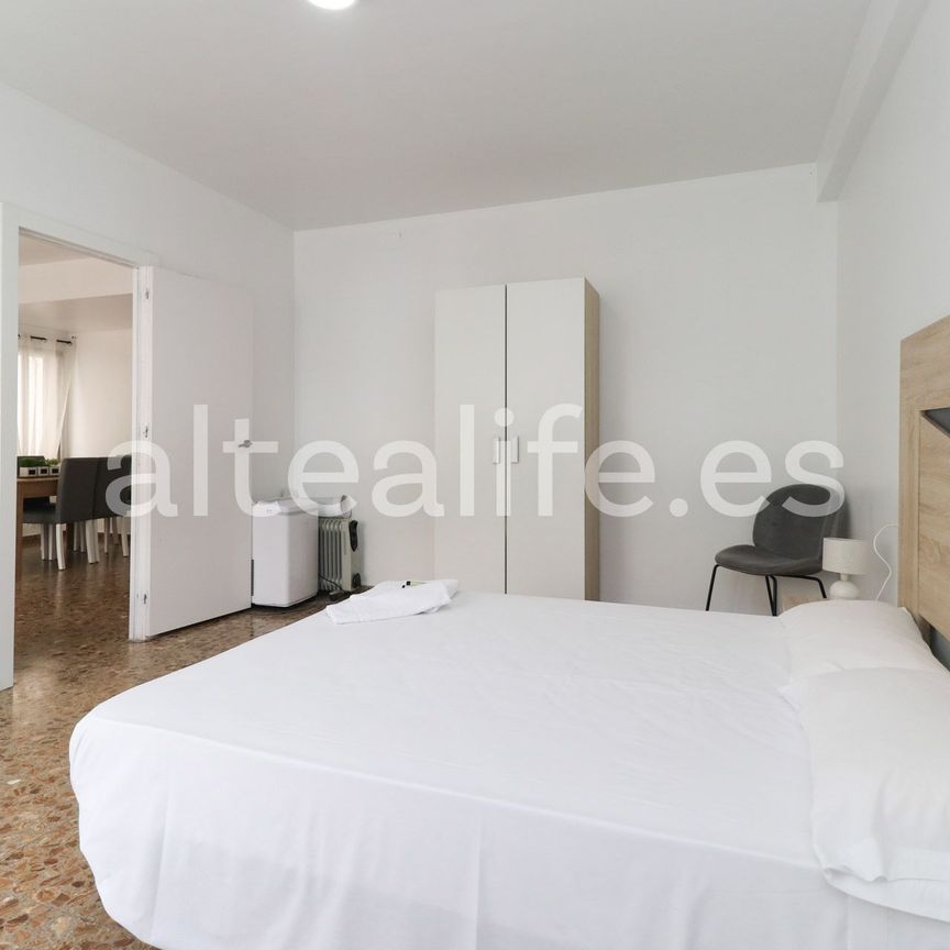 Apartamento de alquiler en Avenida de la Nucía, Altea ciudad - Photo 1