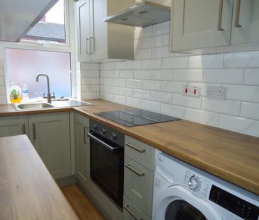 2 bedroom terraced house to rent - Photo 6