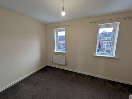 2 bedroom end of terrace house to rent - Photo 2