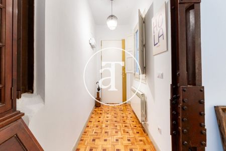 Monthly rental apartment with 2 bedrooms and 1 bathroom next to Retiro Park - Foto 2