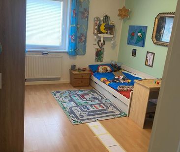 Wohnung in Hof: 2 Zimmer, Küche, Bad, Keller, Bodenabteil - Photo 3