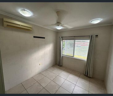 Family Home with Side Access and Shed - Photo 4