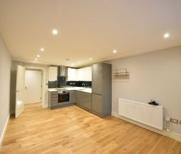 Treadaway Hill, Loudwater, High Wycombe,HP10 - Photo 1