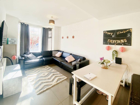 5 bedroom house to rent - Photo 3