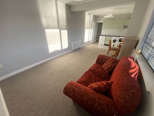 Walkinstown Green, Walkinstown, Dublin 12 - Photo 1