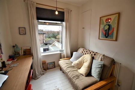2 bedroom terraced house to rent - Photo 4