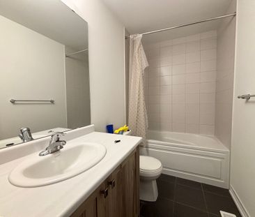 For Lease - 112 BRIGHTON Lane, Thorold, Ontario - Photo 1