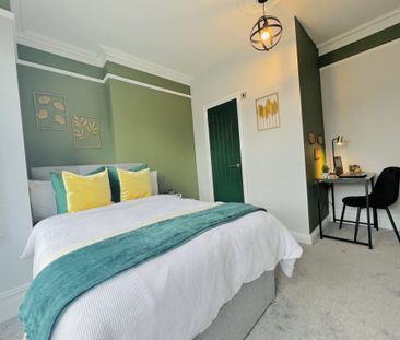 BEDROOM 5 – MEDIUM DOUBLE ENSUITE - Photo 6