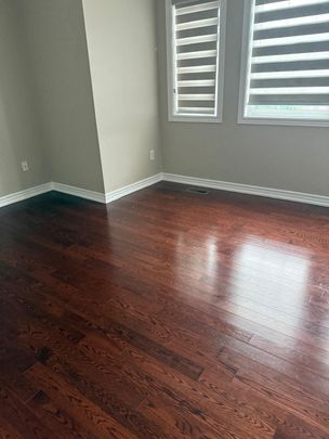 For Lease - 50 Glacier Crescent, Toronto, Ontario - Photo 1