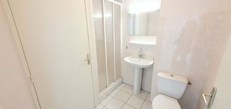Location Appartement 1 pièce 39m² - Photo 2