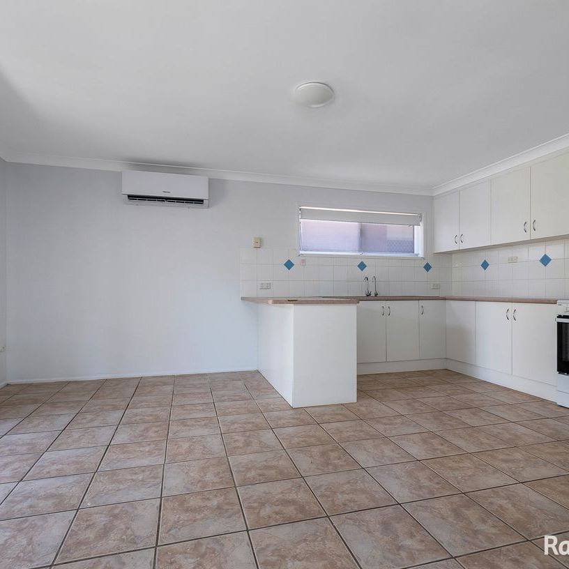 8 Mark St, Redland Bay, QLD 4165 - Photo 1