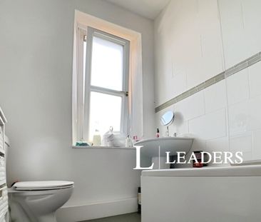 2 bedroom terraced to rent West End Villas, Stamford, PE9 - Photo 4