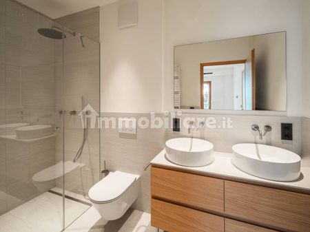 Bilocale via Cassa di Risparmio 2, Centro, Merano - Foto 2