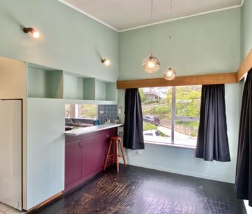 48 Chesterton Street, Johnsonville - Photo 4